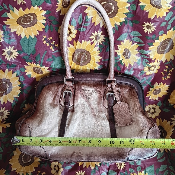 *Genuine Vintage Prada Leather Ombre bag!* - Picture 13 of 14